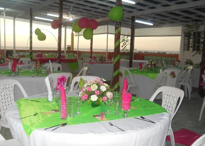 Tropical Court Near Airport 3*