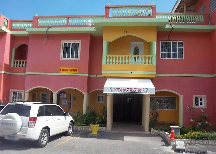 Hotel Tropical Court Near Airport Montego Bay