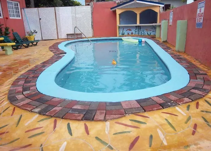 Tropical Court Near Airport Hotel