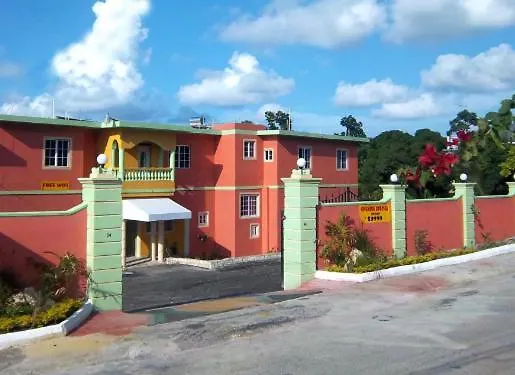 Tropical Court Near Airport Hotel 3*
