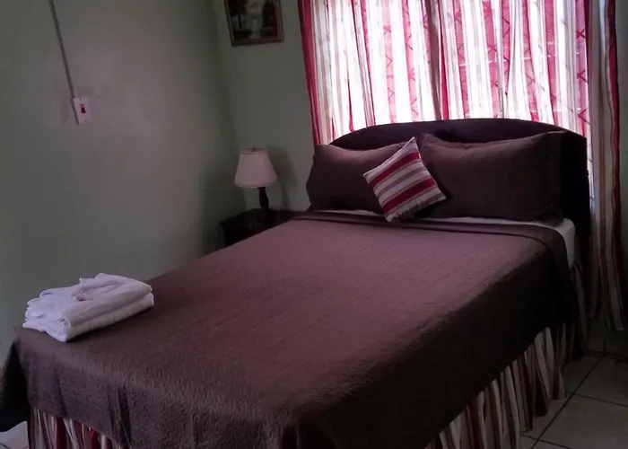 Tropical Court Near Airport 3*