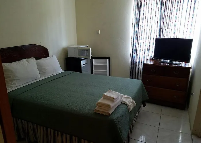 Tropical Court Near Airport 3*